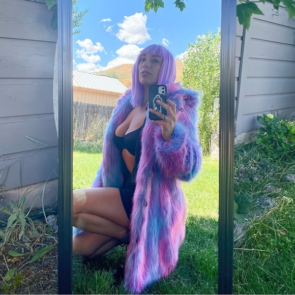 Meet your Posher, Xiomara - Picture 1 of 1